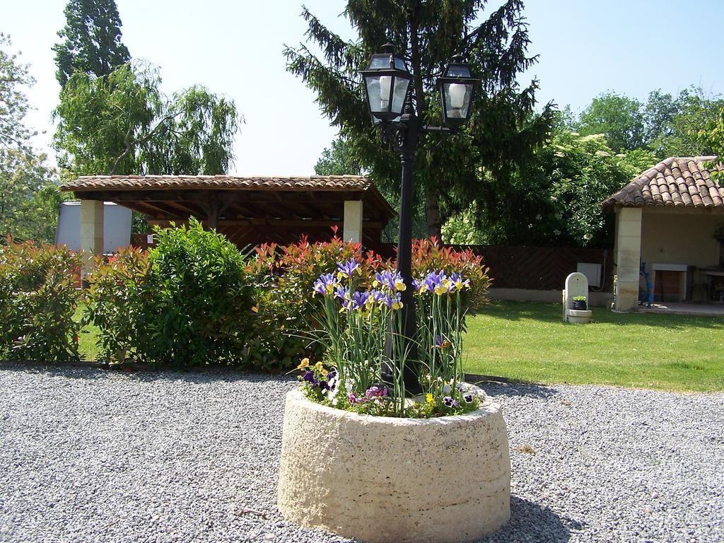 Bed and Breakfast Domaine Capiet à Courpiac Extérieur photo